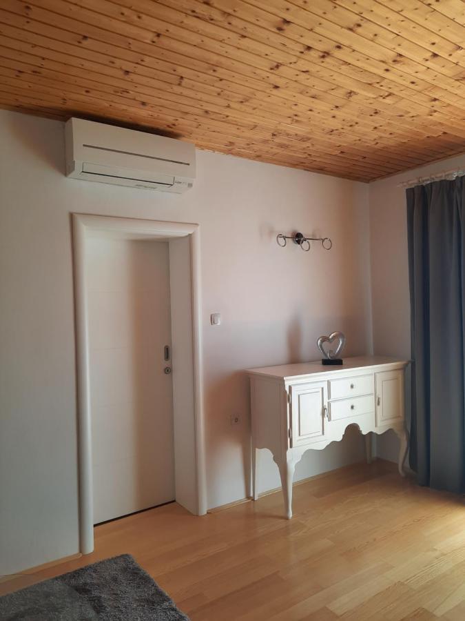 Apartment Jakovcevic Zadar Bagian luar foto